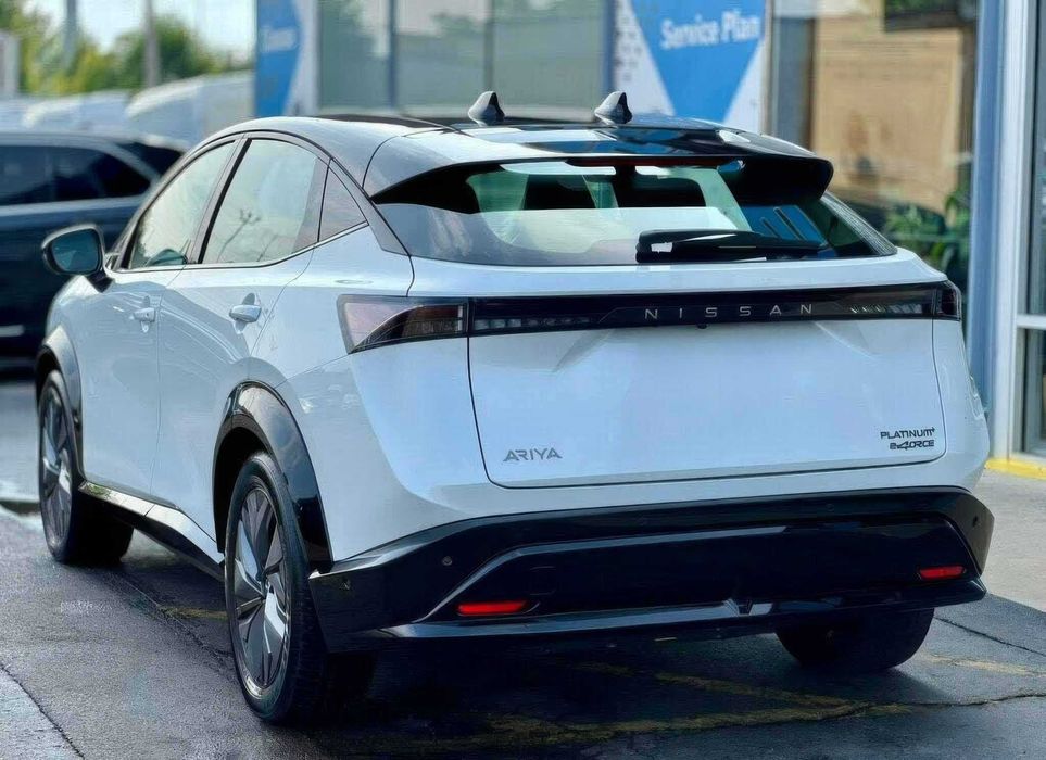 Nissan Ariya Platinum+ e-4ORCE      2023