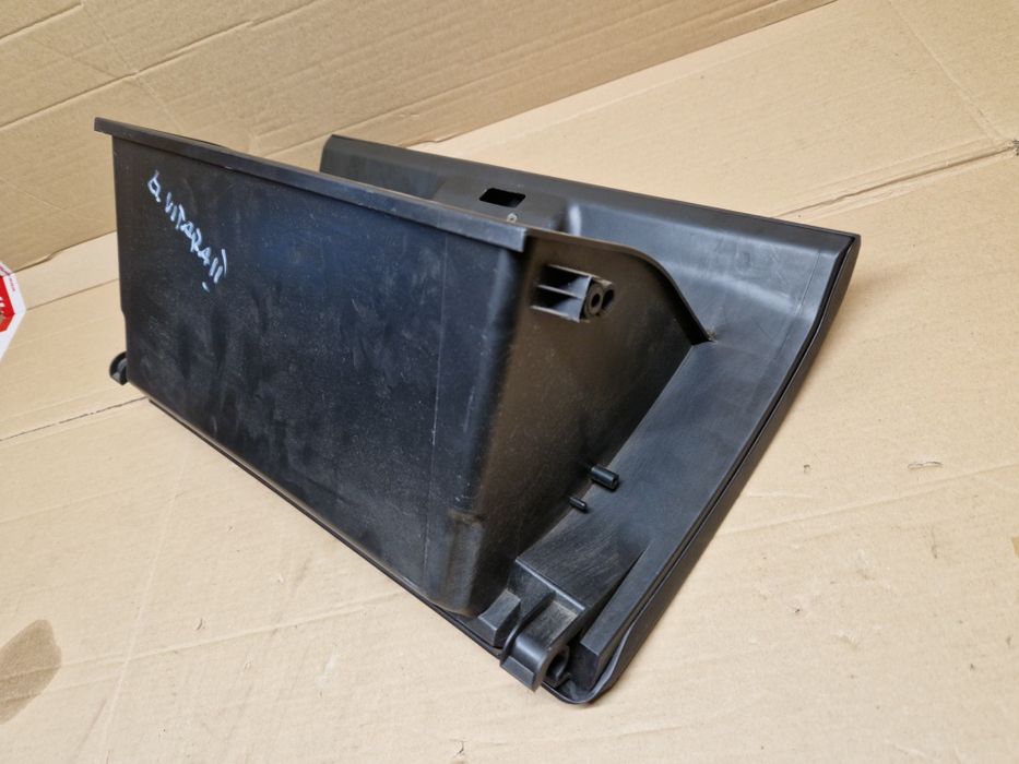 Schowek klapka klamka schowka pasażera Suzuki Grand Vitara II Europa