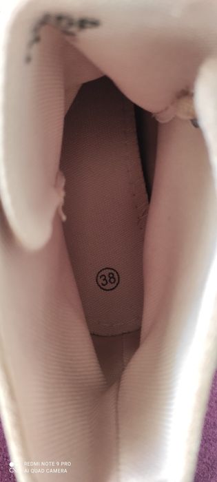 Черевики від Staff.Весна,осінь.Дуже зручні.Ціна відповідає якості