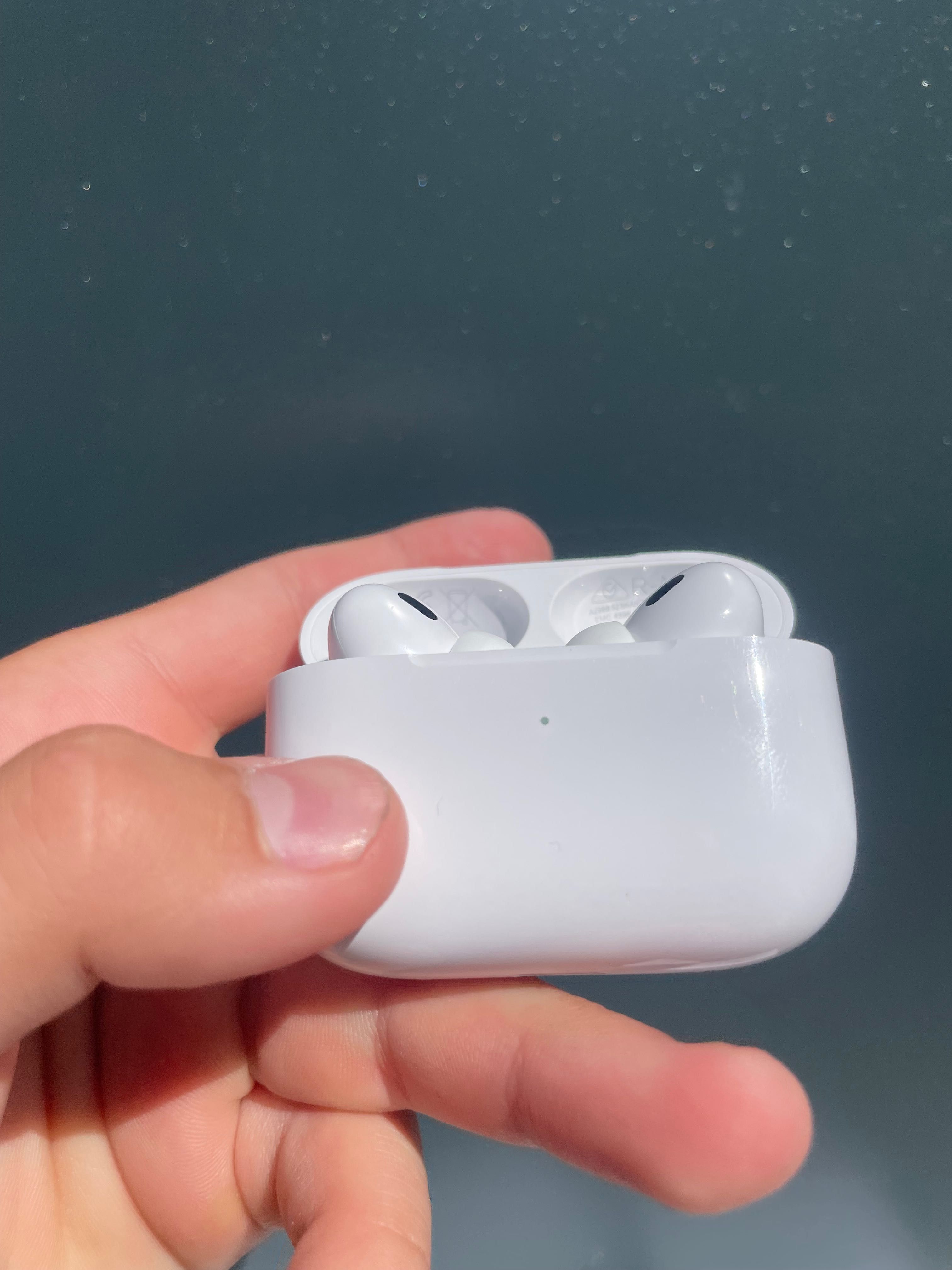AirPods Pro 2 + подарунок