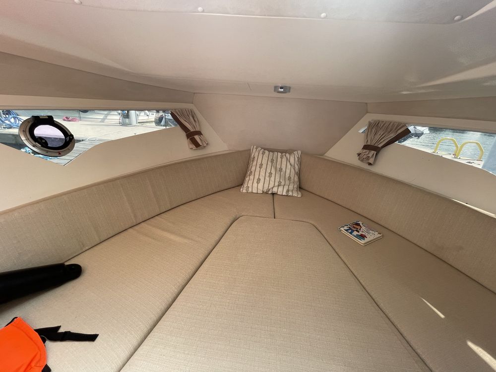 Jacht motorowy Galia 750HT
