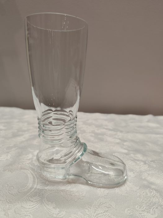 Szklany but, szklanka, pokal do piwa