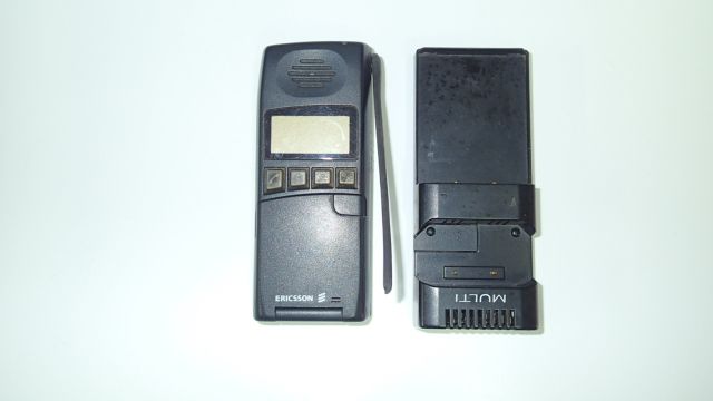 Telemóvel Ericsson Type 1523