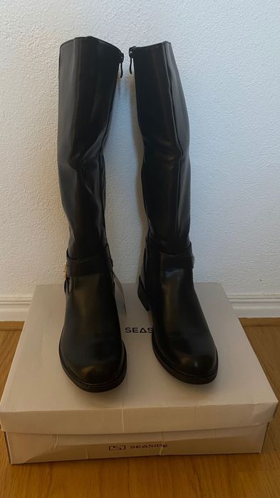 Bota feminina cano alto