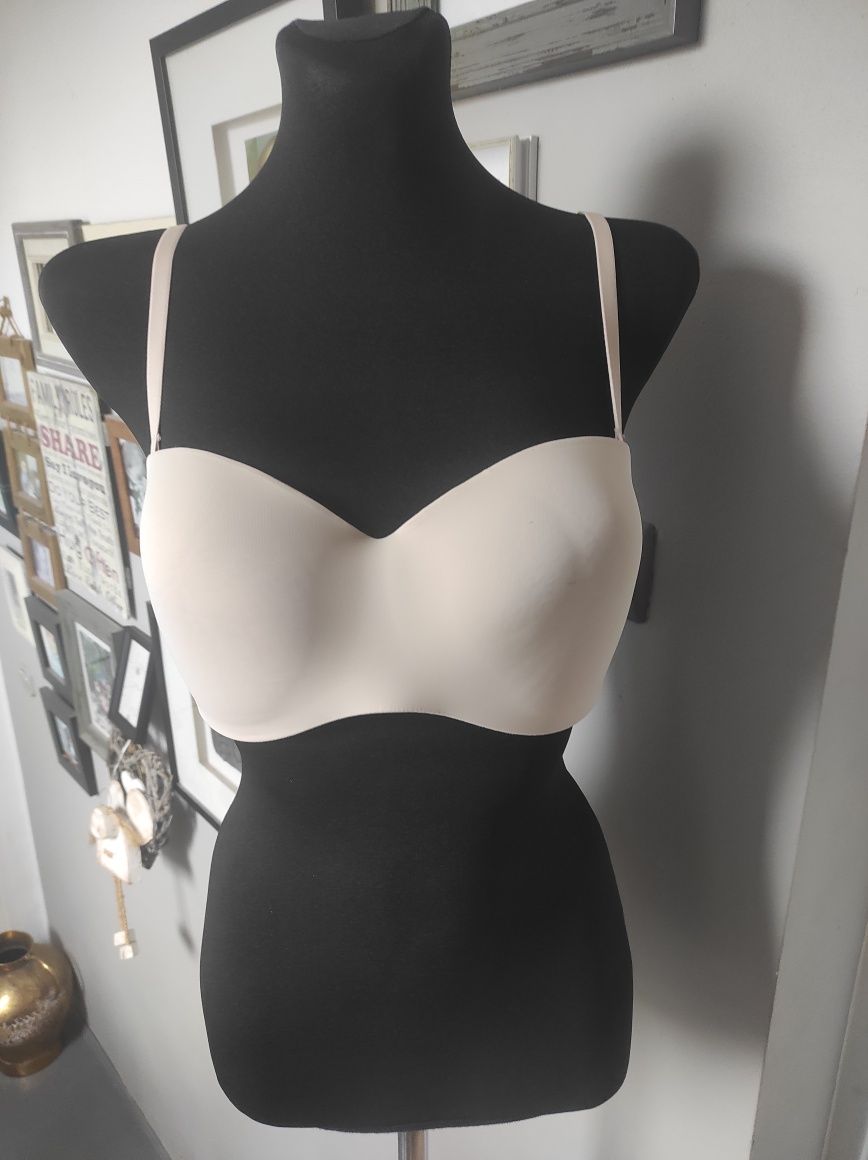 M&S Marks & Spencer stanik biustonosz cielisty beżowy strapless 70D