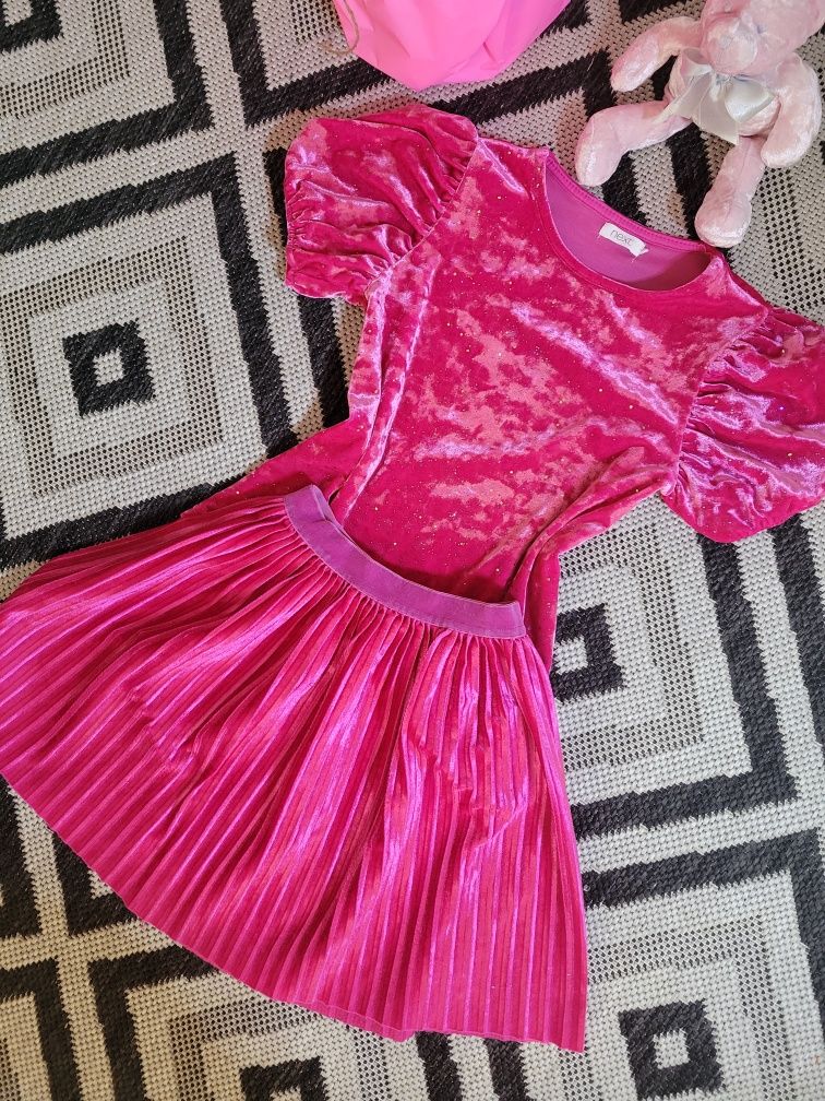 Оксамитовий костюм next для дівчинки девочки рожевий спідниця футболка