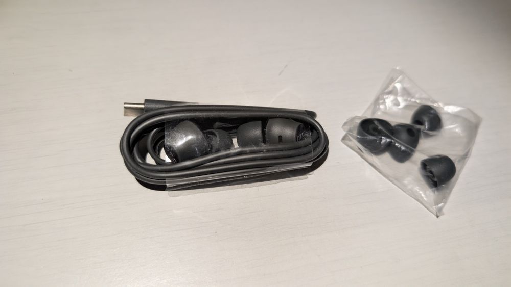 HTC USonic Earphones USB-C