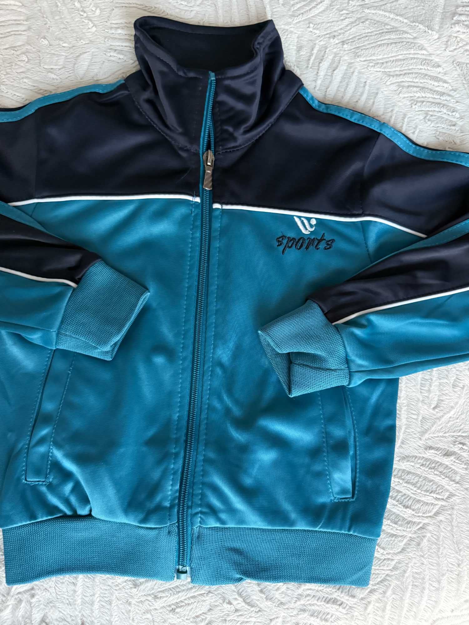 Bluza rozsuwana trenerska chłopięca rozm 110/116 niebieska z podszewką
