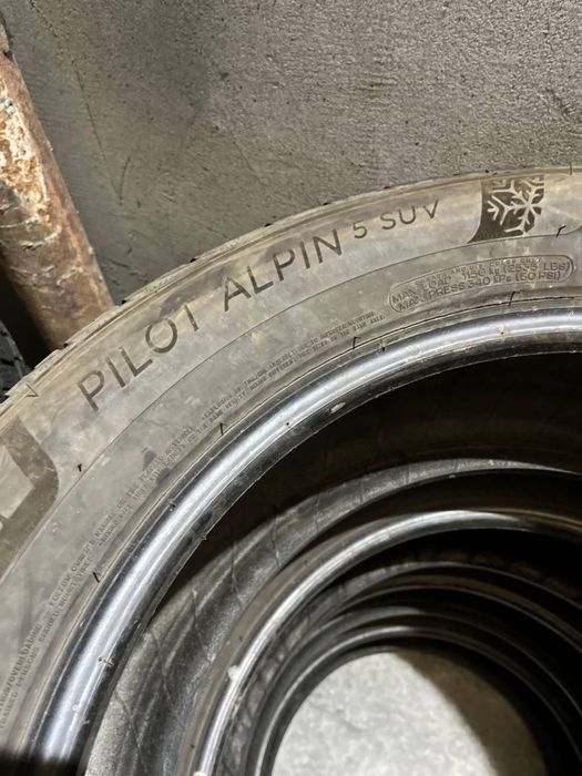 Комплект зимової гуми 275/50/20 Michelin