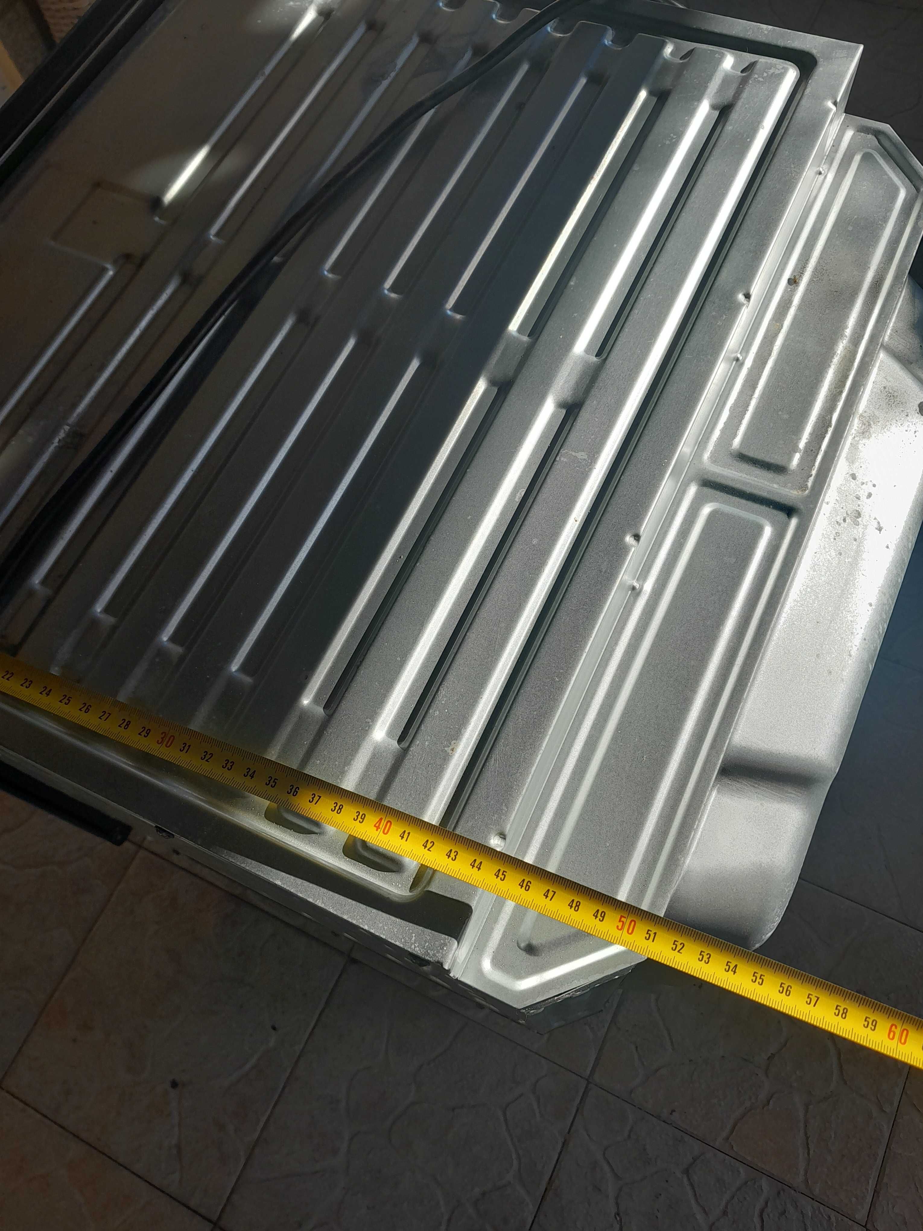 Forno Elétrico com várias funções