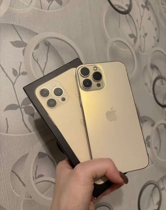 Продам iPhone 13 Pro Max