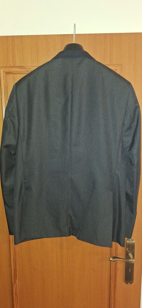 Fato preto da Suits Inc