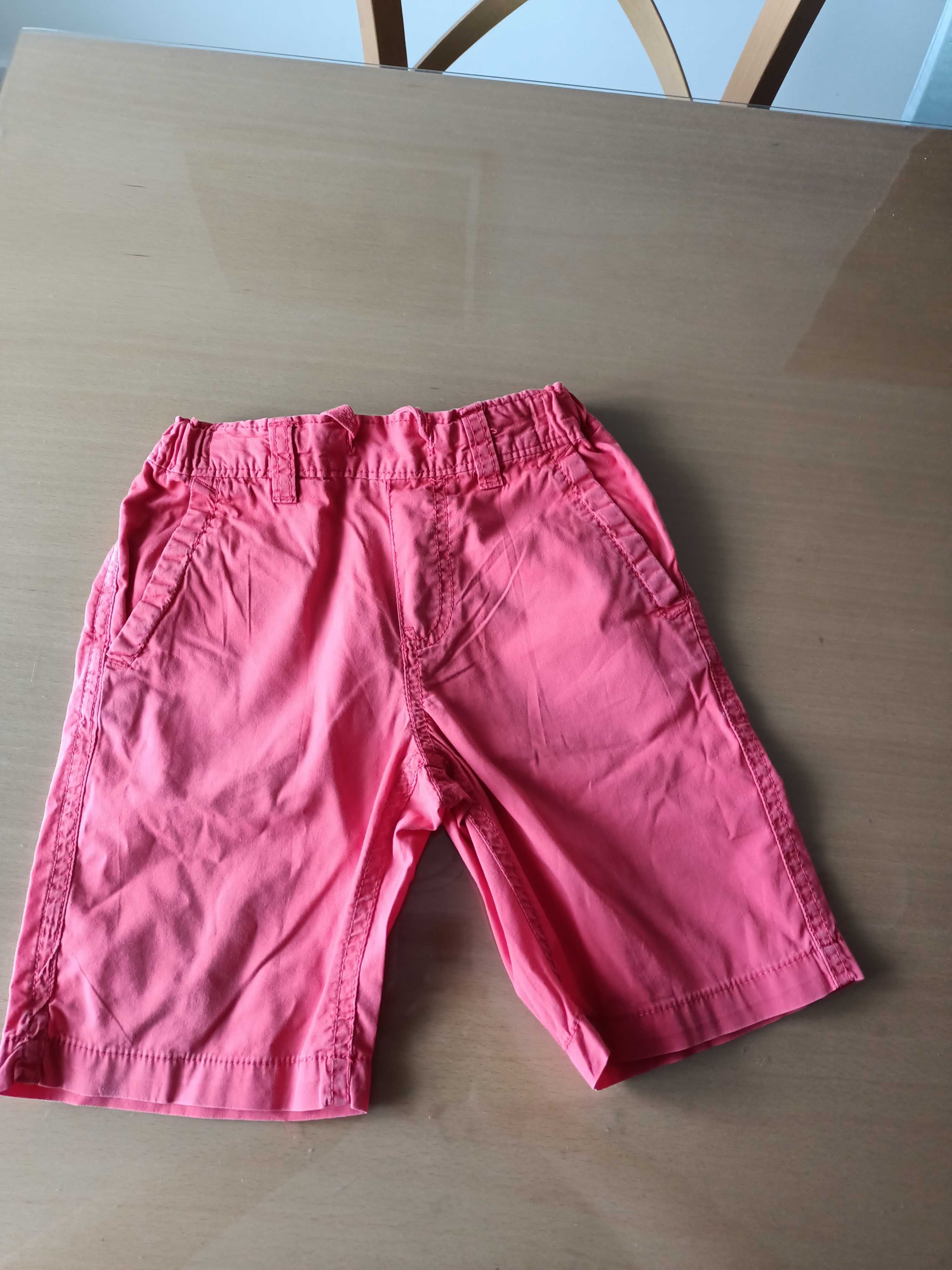 Krótkie spodenki H&M, rozmiar 110, możliwość regulacji w pasie