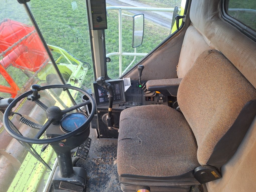 Kombajn Claas Dominator MEGA 208