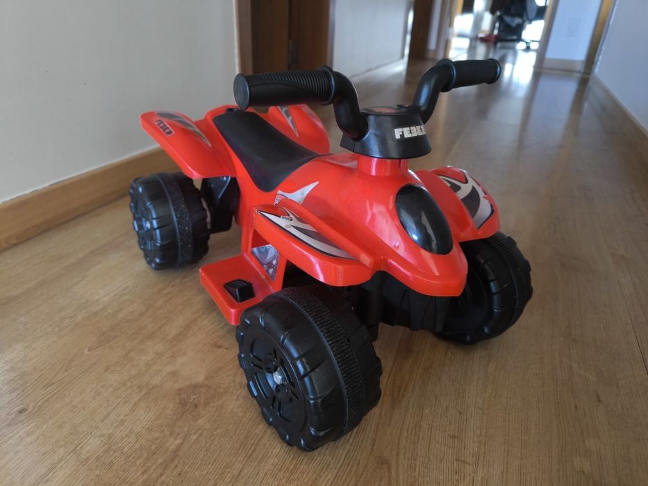 Mota de criança elétrica