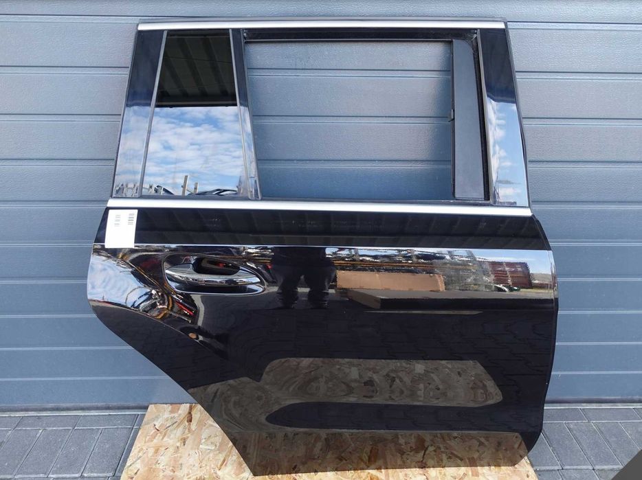 Двери передние задние правые левые Mercedes-Benz GLS X166 разборка