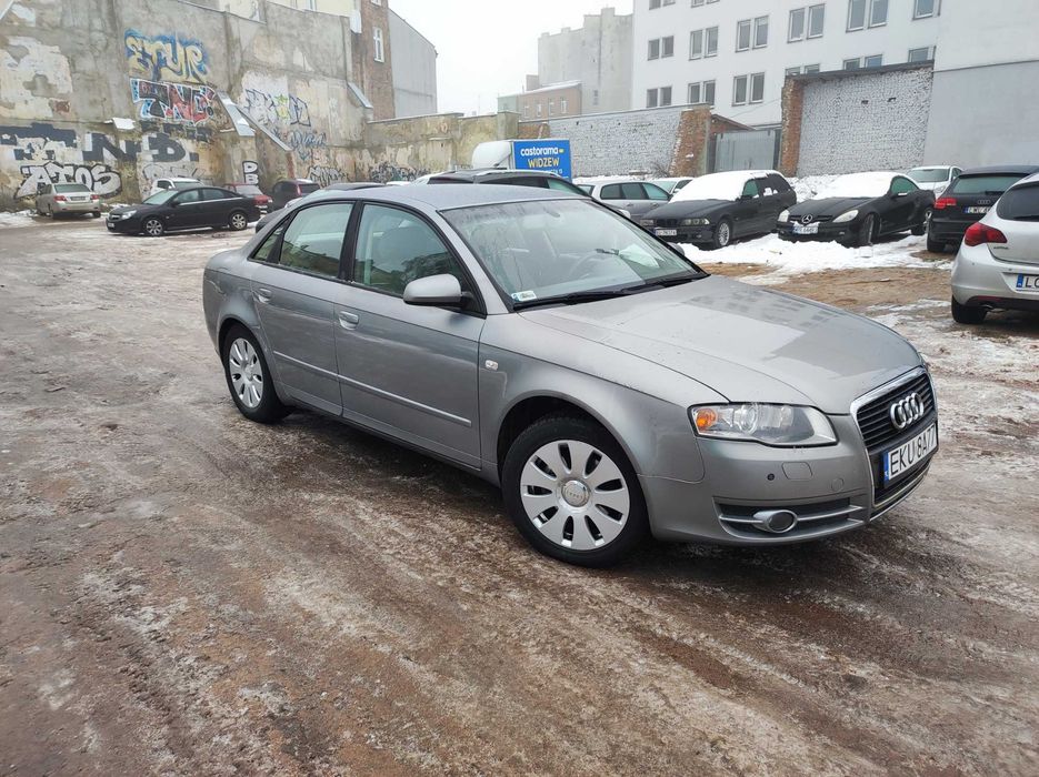 Audi A4-2.0 TDI-140KM-automat-bogate wyposażenie-serwisowany