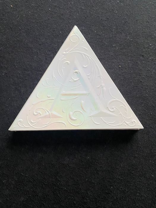 Paleta rozświetlaczy Kat Von D