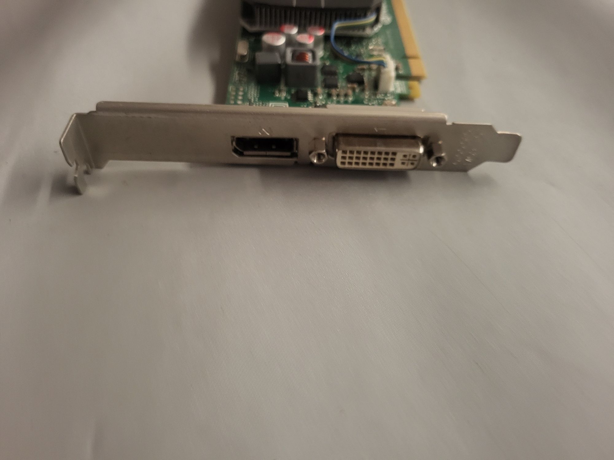 Na sprzedaż karta graficzna NVIDIA QUADRO 410 512MB GDDR3 PCIe.
