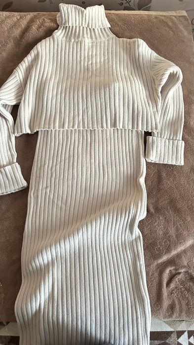 Костюмчик зі спідниці та гольфа