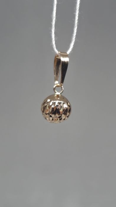 Підвіска з червоного золота. Алмазна грань. Нова. Favoritum.