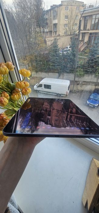 Apple Iphone 15.5 IPad Air модель MYFM2LL/A 64гб