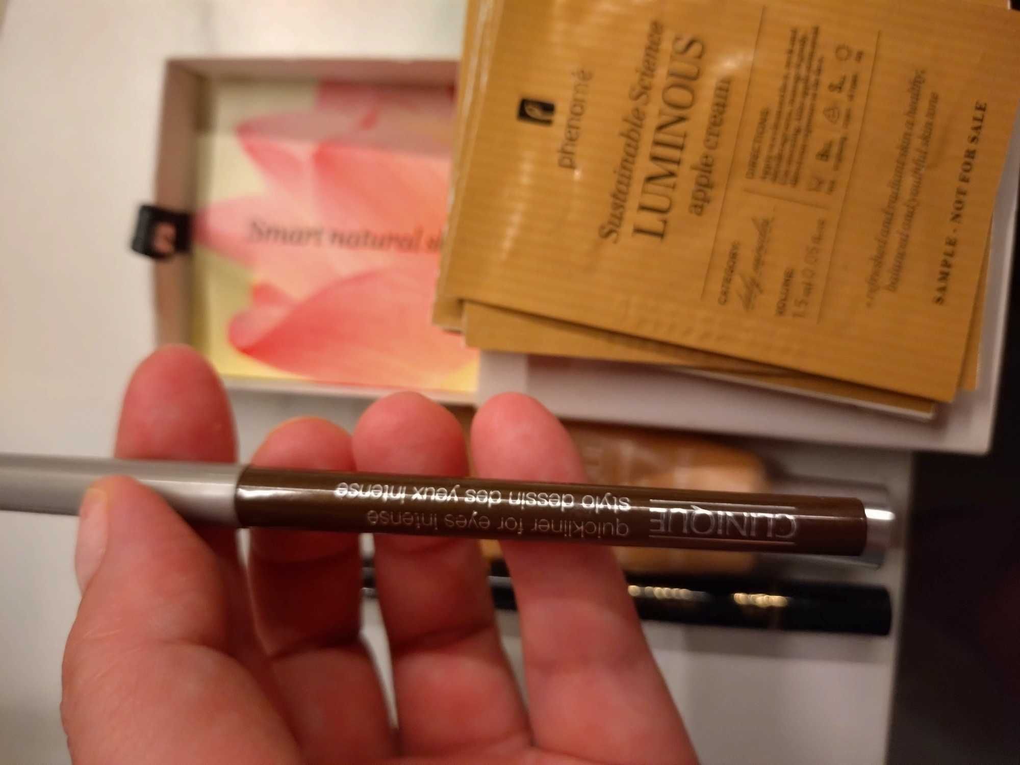 Eyeliner Chanel i rrszta