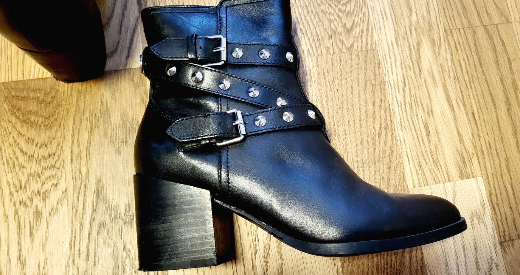GUESS skóra, rozmiar 37.  W idealnym stanie