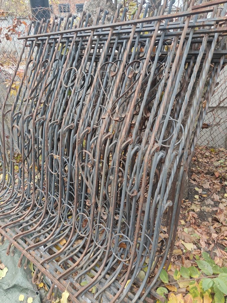 Кованые решетки б/у
