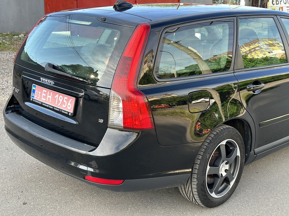 Volvo v50 1,8 ideal