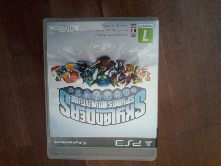 Jogo Skylanders PS3 e figuras para jogar