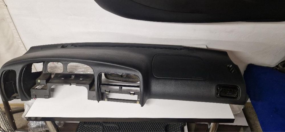 Торпеда Nissan Primera p10