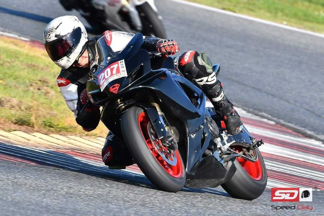 Suzuki GSXR 600 K6 tor torowy torówka