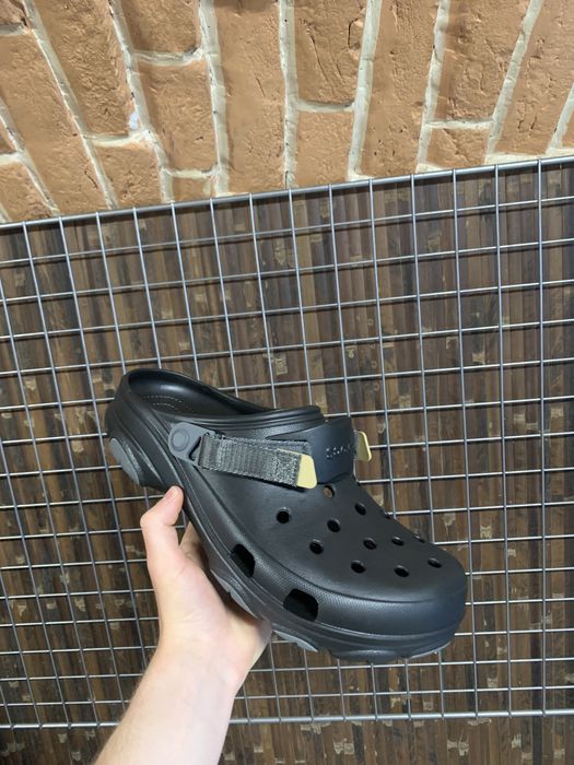 Сандалі Crocs оригінал чорні чоловічі шльопанці зручні літні крокси