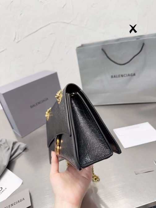 Torebka damska elegancka Balenciaga 352