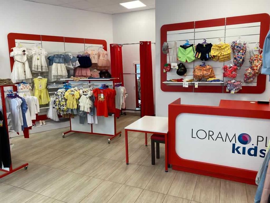 Meble modułowe do sklepu odzieżowego!