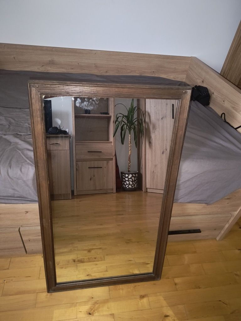 Lustro ścienne 45x80