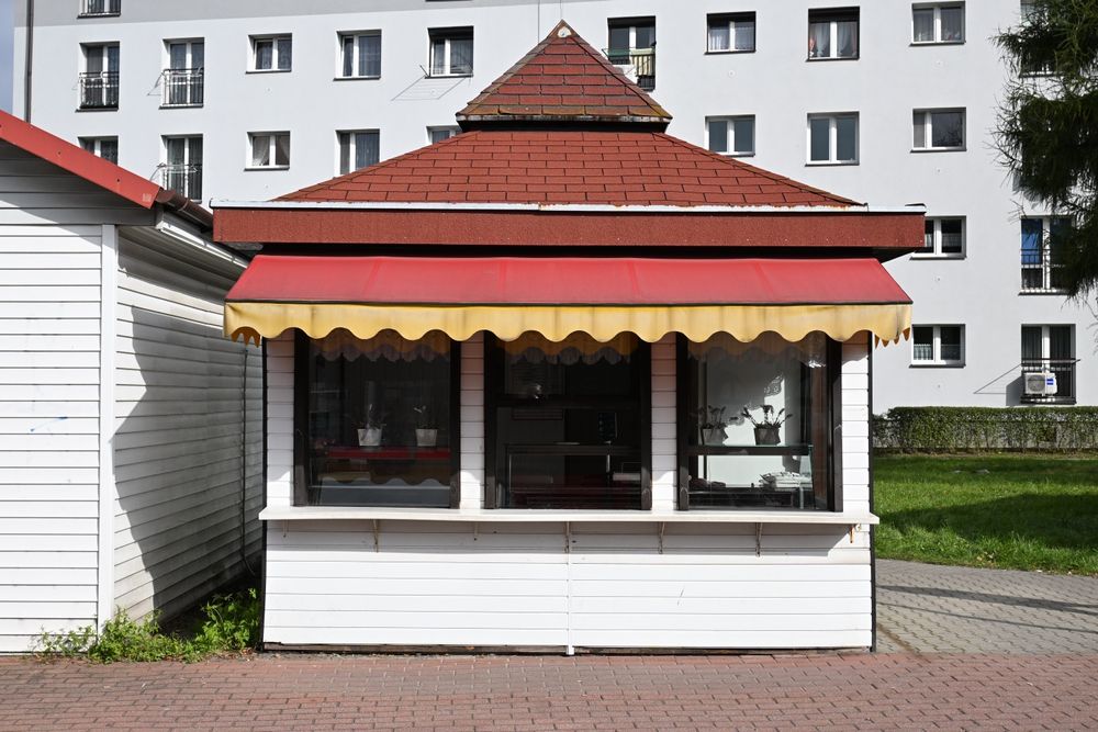 Sprzedam kiosk handlowy