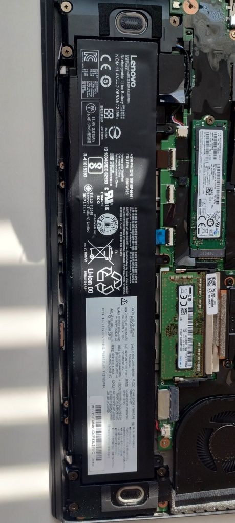 Ноутбук  Lenovo T530
