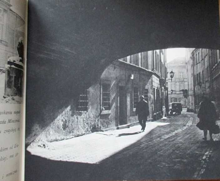 Wędrówki po Warszawie  - album / fotograficzny / Warszawa / stolica
