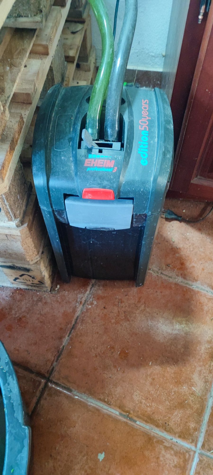 Vendo aquário 300 litros