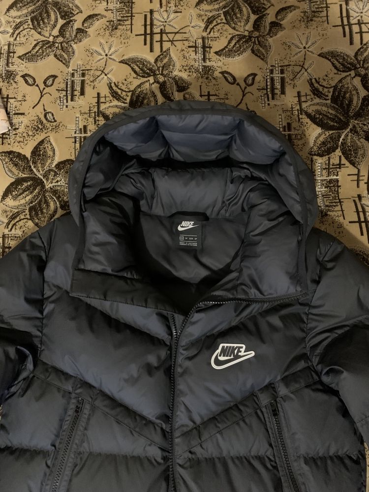 Куртка зимова Nike пуховик Найк оригінал