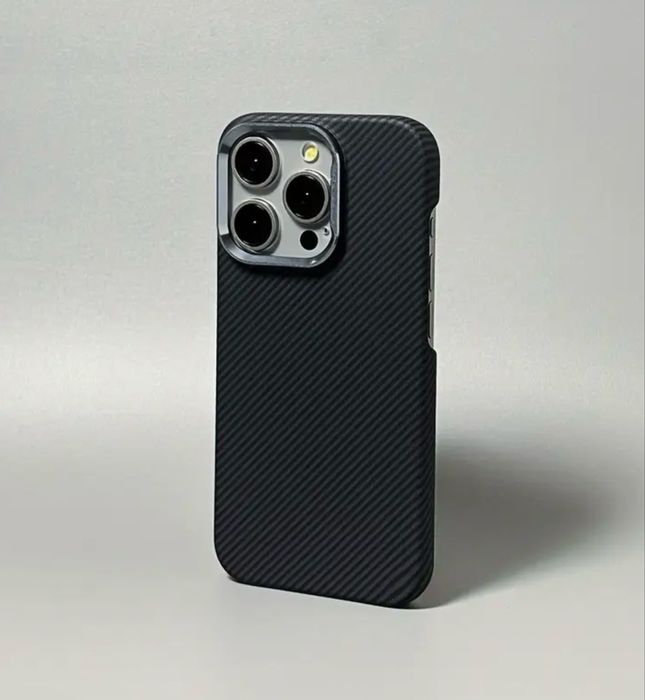 Кевларовый/Карбоновый чехол на Iphone