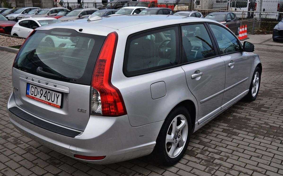 Бампер передній VOLVO V50 III розборка ВОЛЬВО В50 3