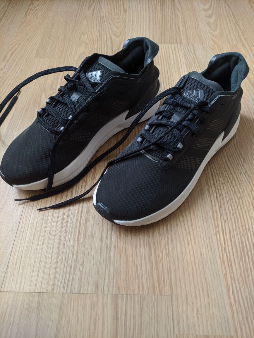 Adidas Avryn original