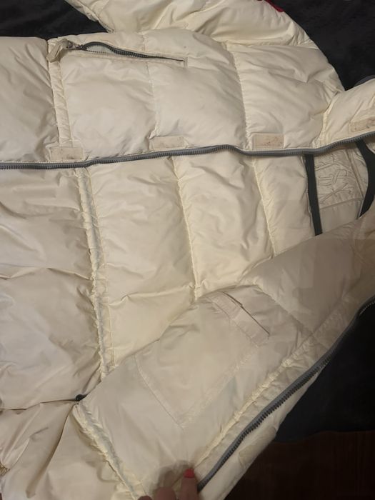 Зимова куртка жіноча