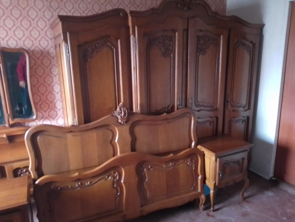 Piękna stylowa sypialnia ludwik dębowa komplet