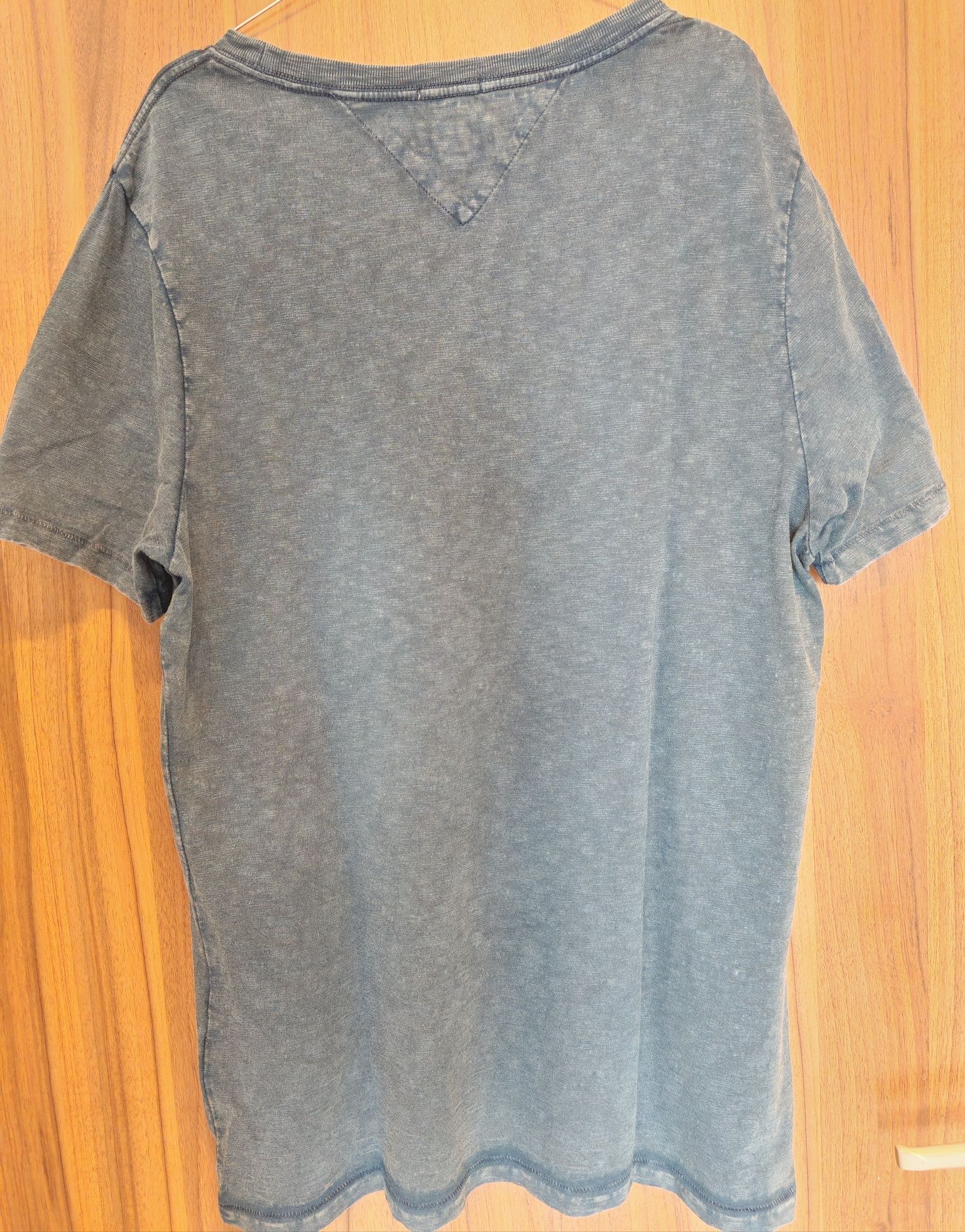 T-shirt Tommy Hilfiger męski rozm. XL. Okazja.