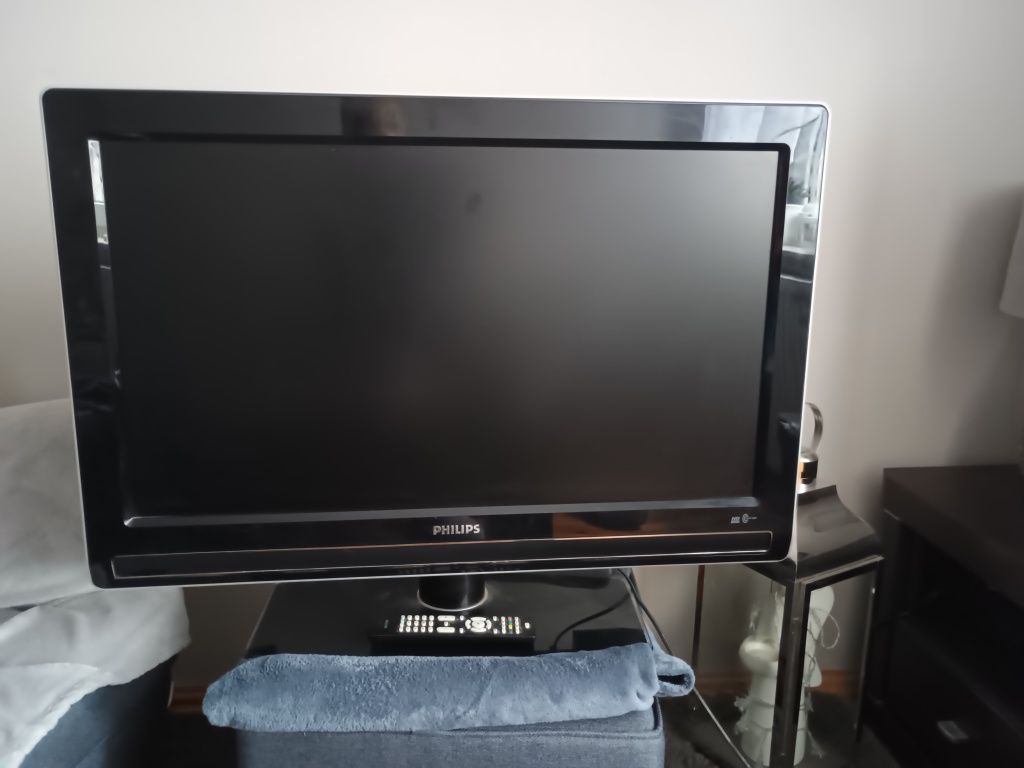 Telewizor Philips HD 32 cal