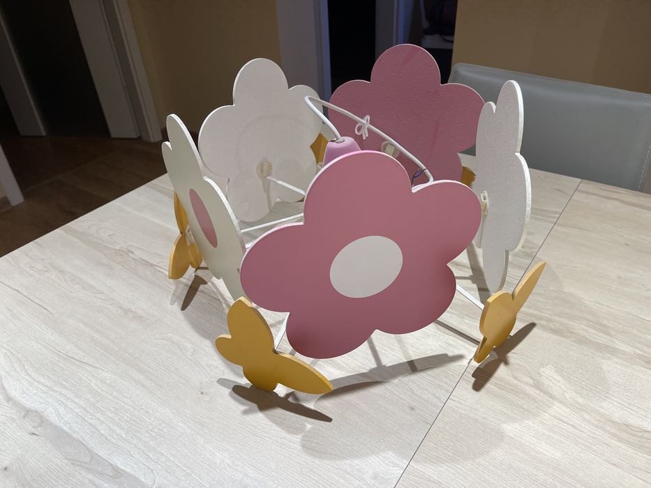 Lampa pokój dziecięcy dziewczynka